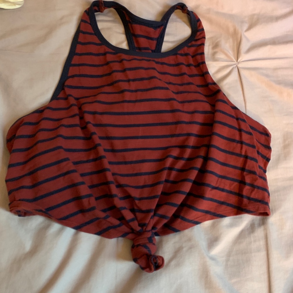 Aerie top